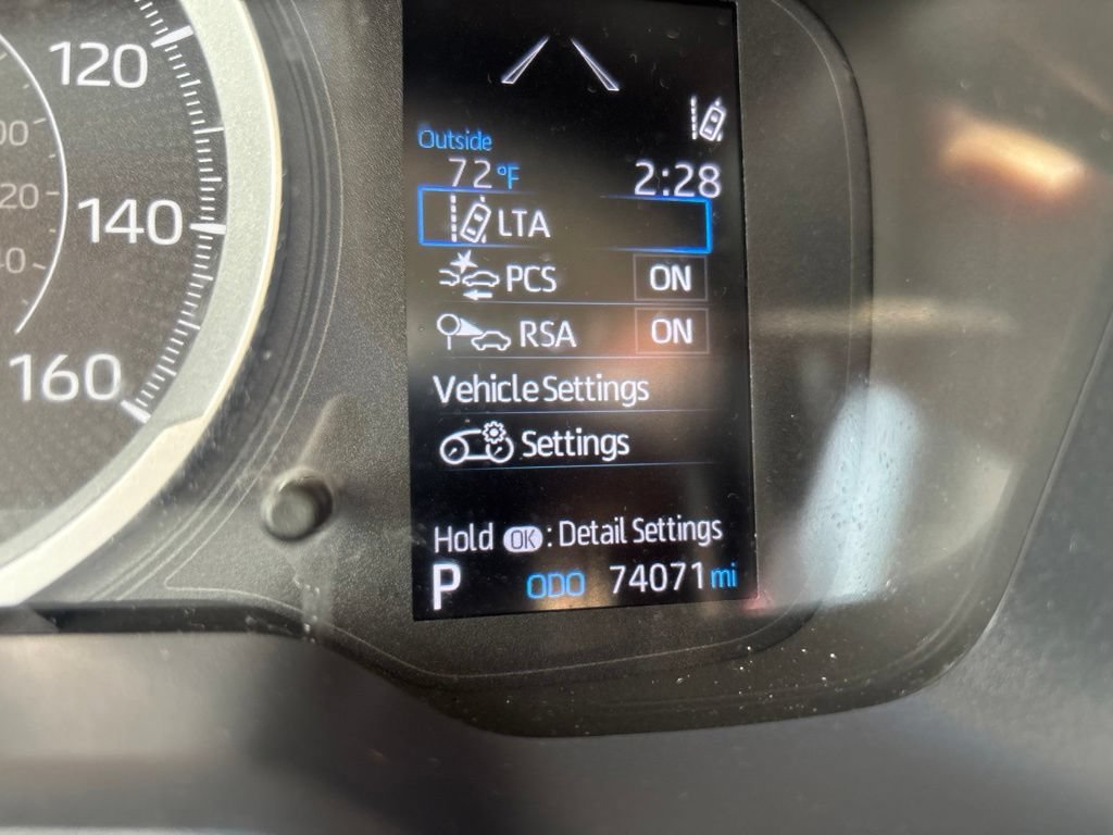 Used 2020 Toyota Corolla LE FWD image 16