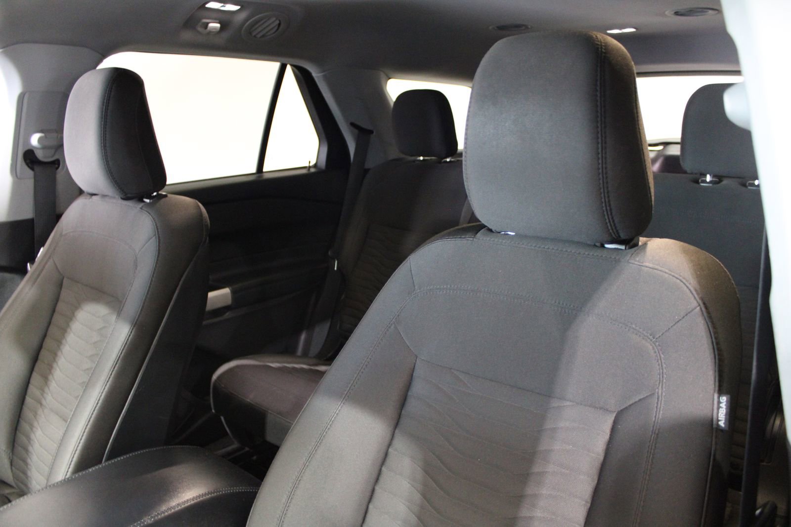 Used 2020 Ford Explorer XLT image 17