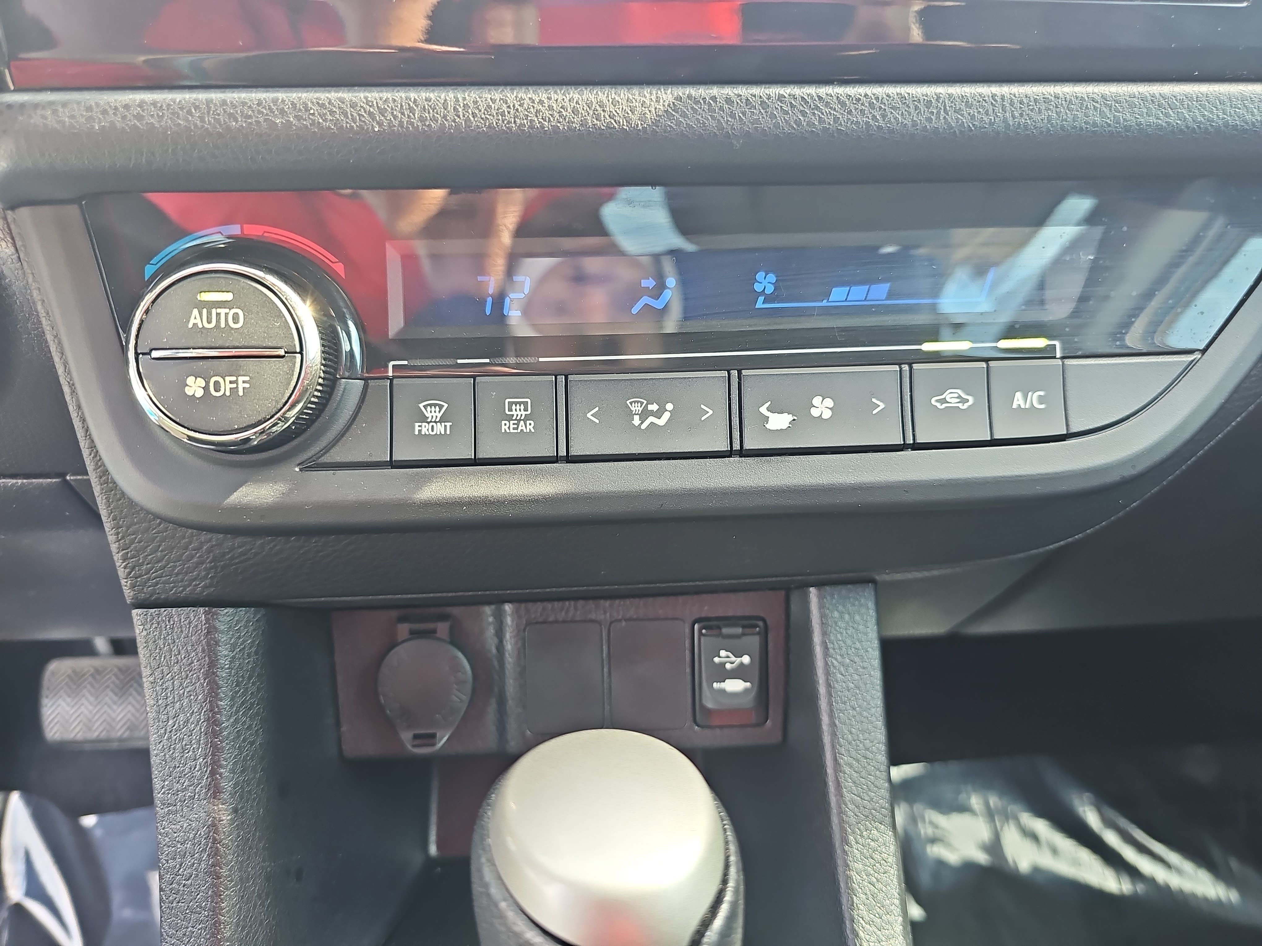 Used 2015 Toyota Corolla S FWD image 20