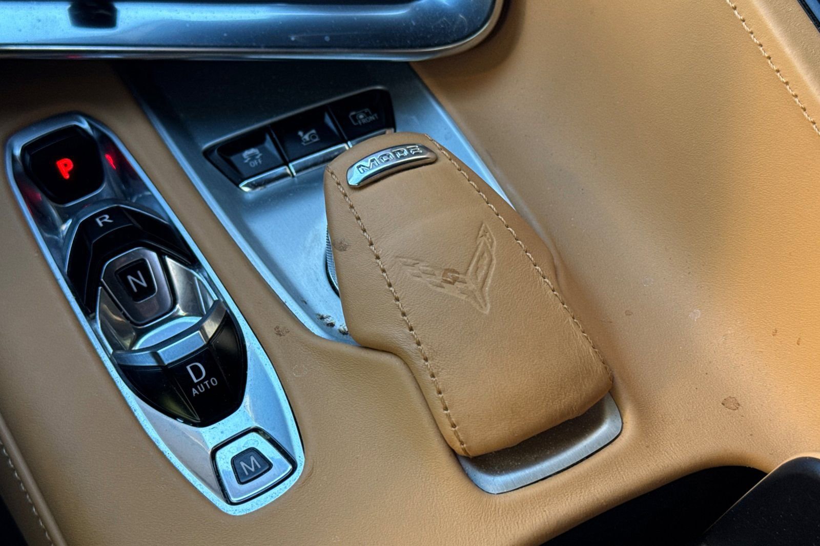 Used 2020 Chevrolet Corvette Stingray Premium Cpe w/ 3LT Preferred Equipment Group image 28