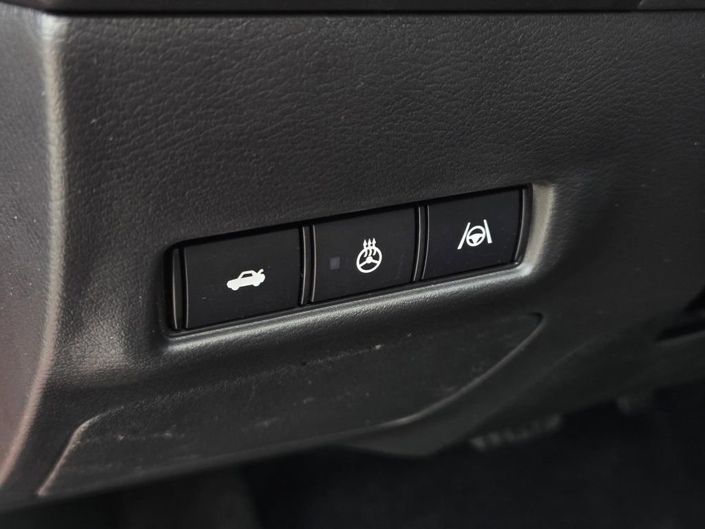 New 2026 Nissan Sentra SR w/ SR Premium Package FWD image 18