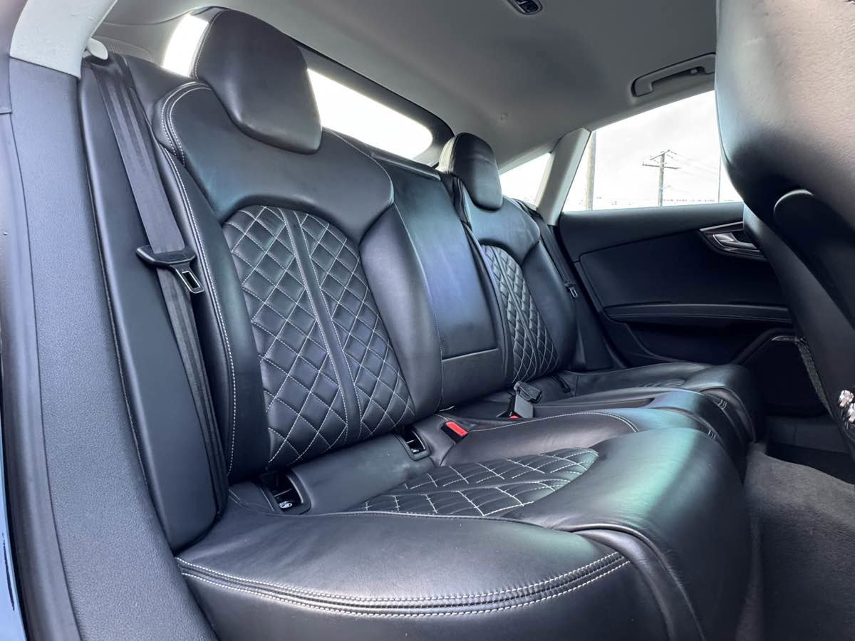 Used 2014 Audi S7 Prestige image 40