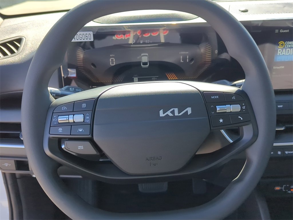 New 2026 Kia K4 LXS image 28