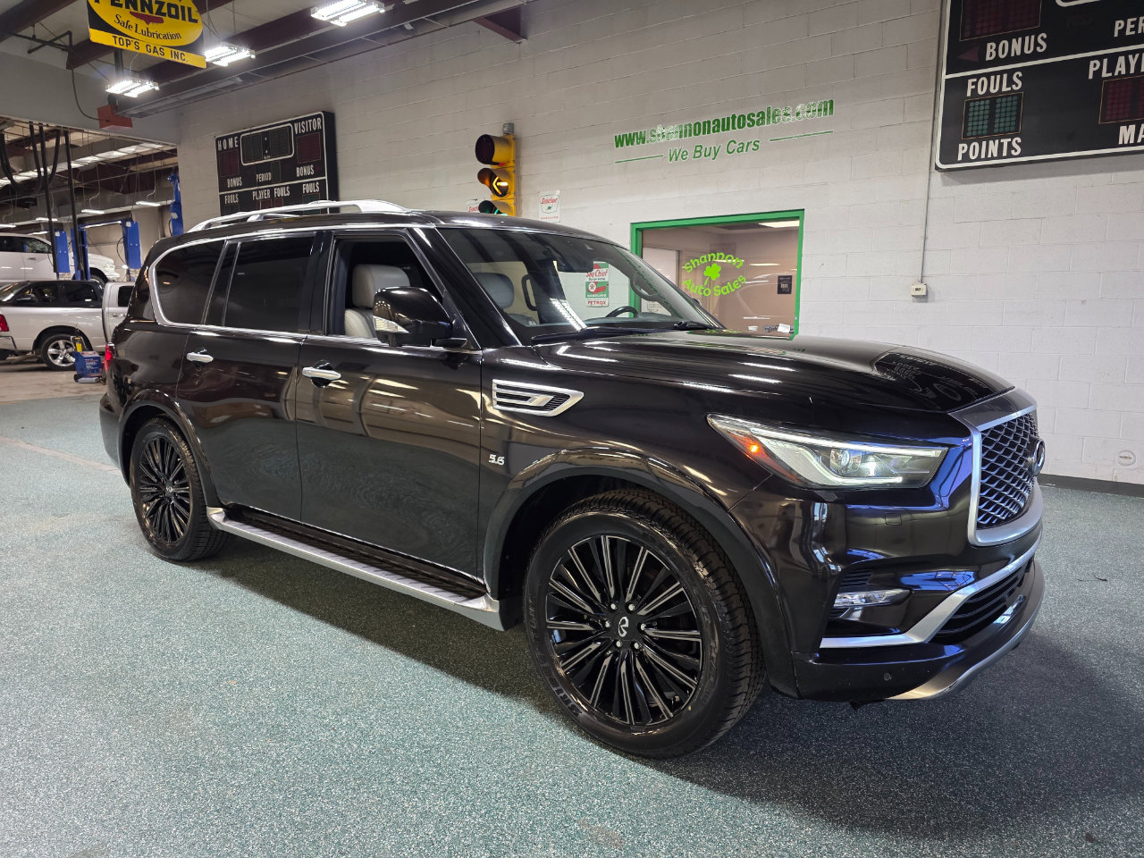 Used 2019 INFINITI QX80 Limited w/ All-Season Package image 4