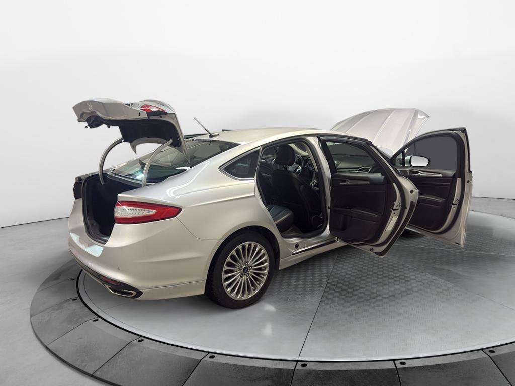 Used 2016 Ford Fusion Titanium FWD image 14