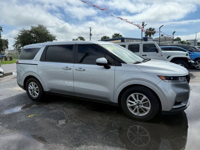 Used 2022 Kia Carnival LX