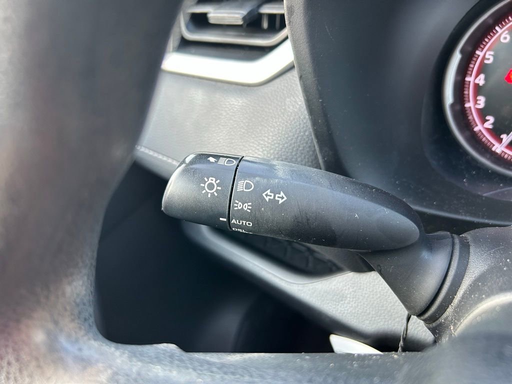 Used 2023 Toyota RAV4 XLE image 22