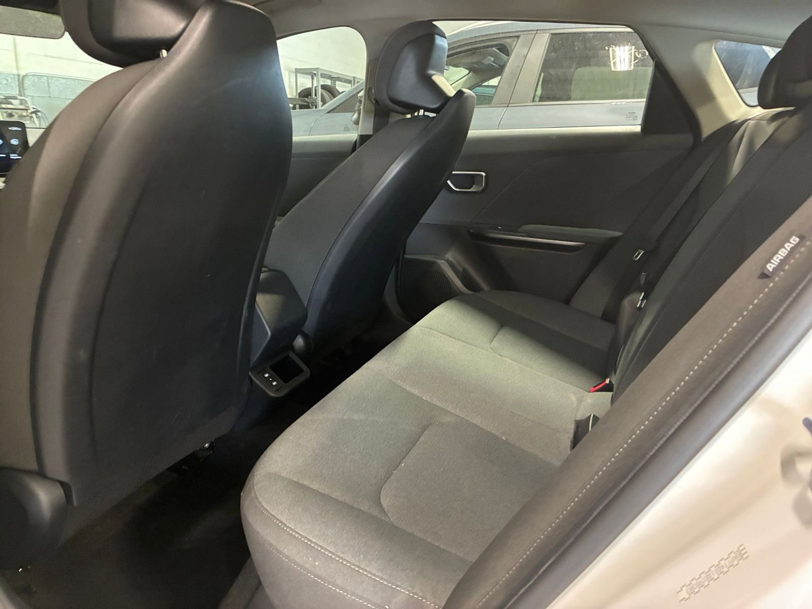 Used 2025 Kia K4 LXS image 25