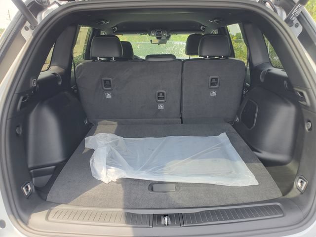 New 2026 Jeep Grand Cherokee Limited AWD/4WD image 16