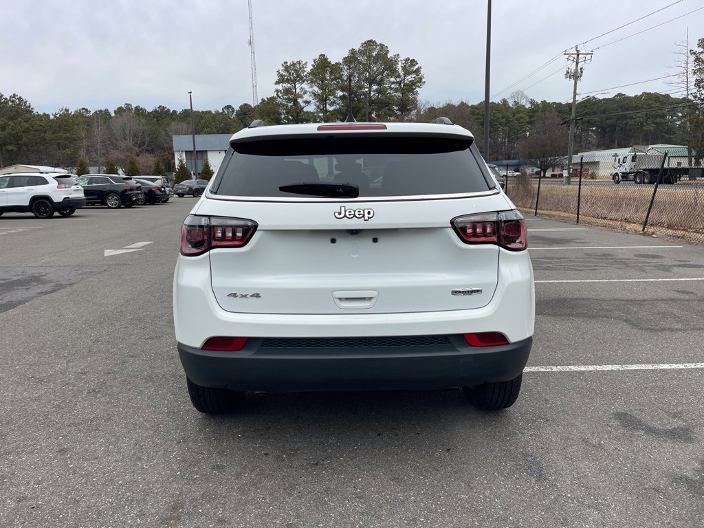 Used 2024 Jeep Compass Latitude image 6