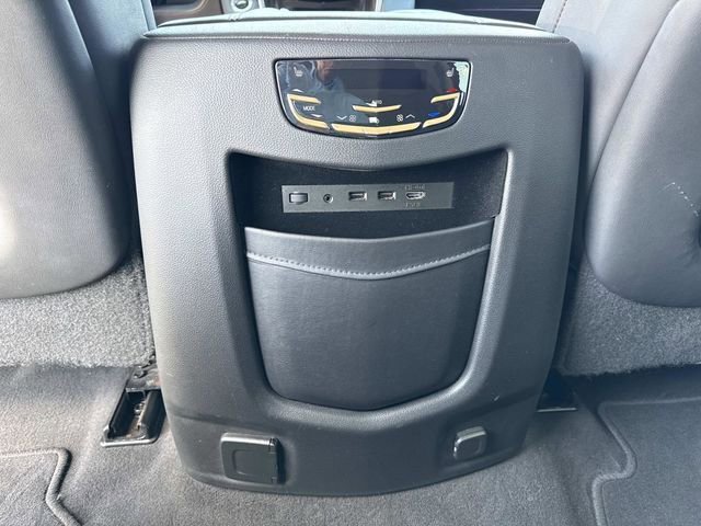 Used 2019 Cadillac Escalade Premium Luxury w/ Escalade Sport Edition image 40