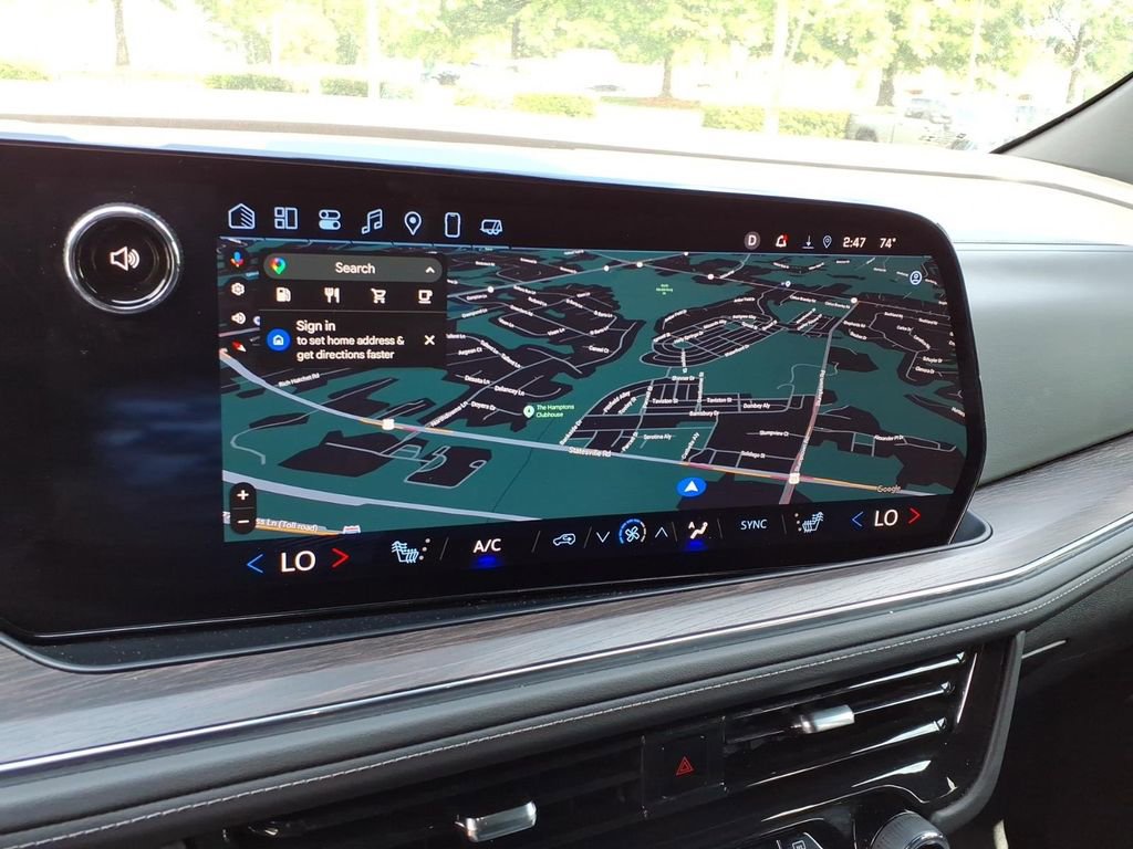 Certified 2025 Chevrolet Tahoe LT AWD/4WD image 4