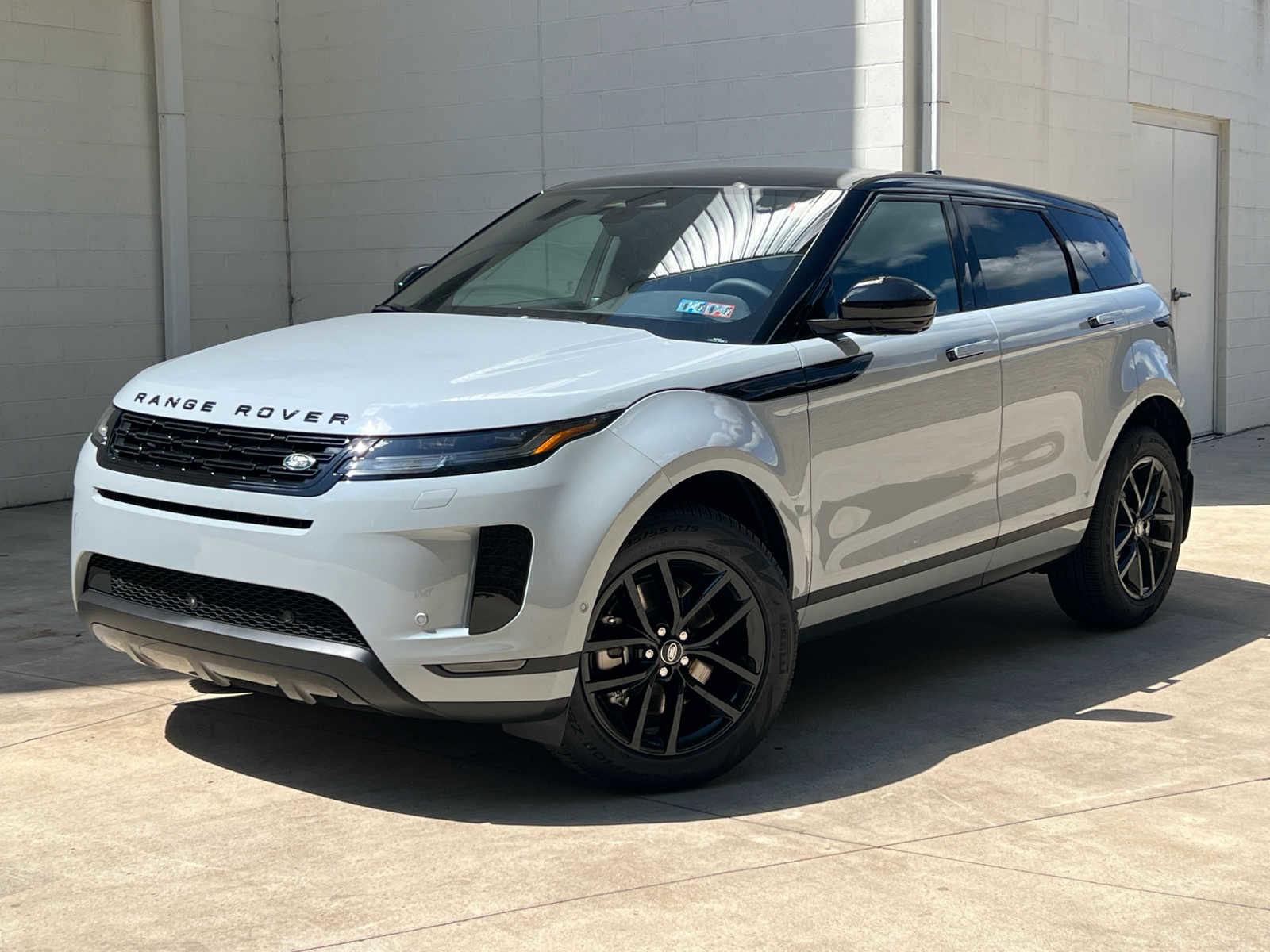 Used 2025 Land Rover Range Rover Evoque S