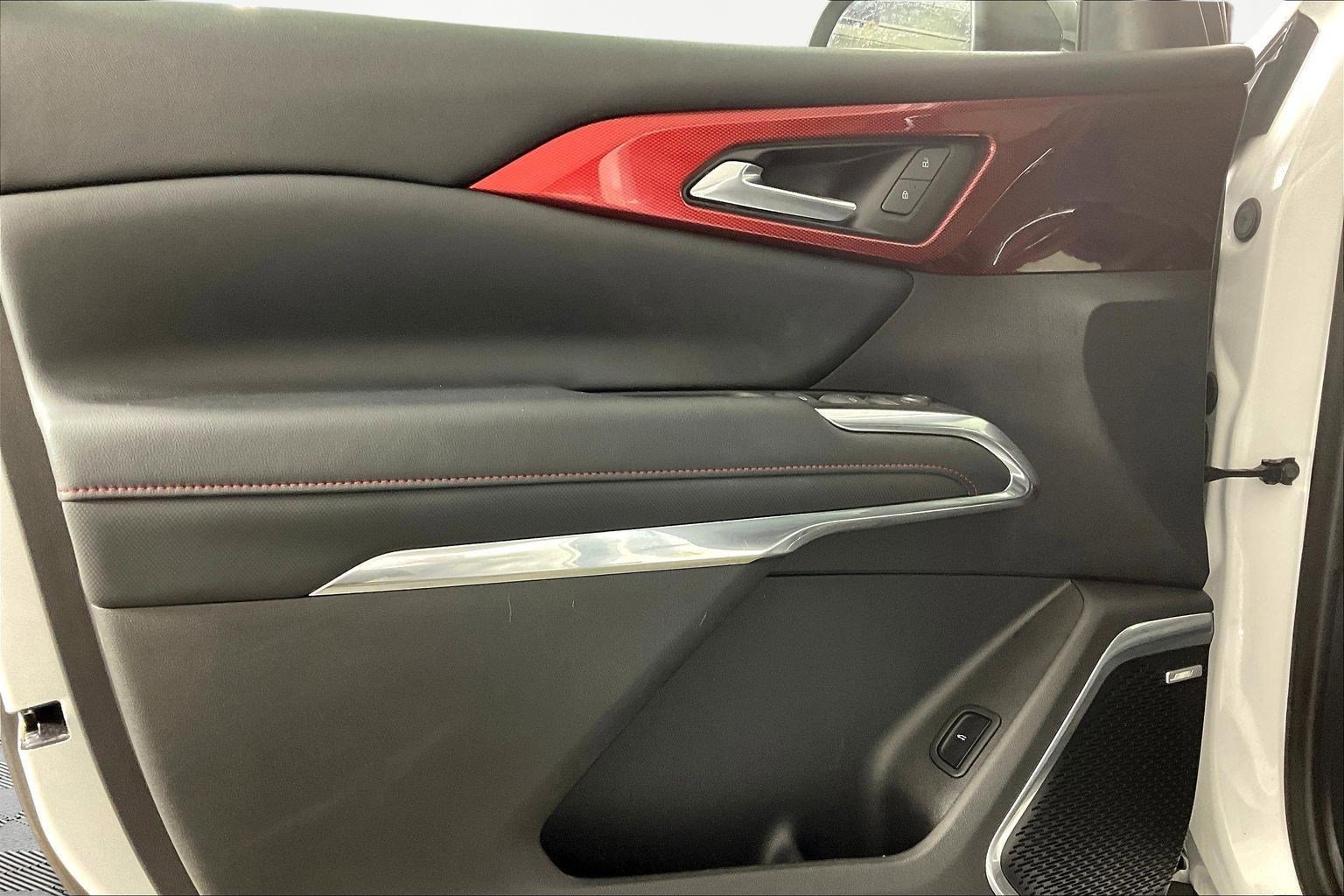 Used 2024 Chevrolet Traverse Z71 w/ Enhanced Driving Package image 20