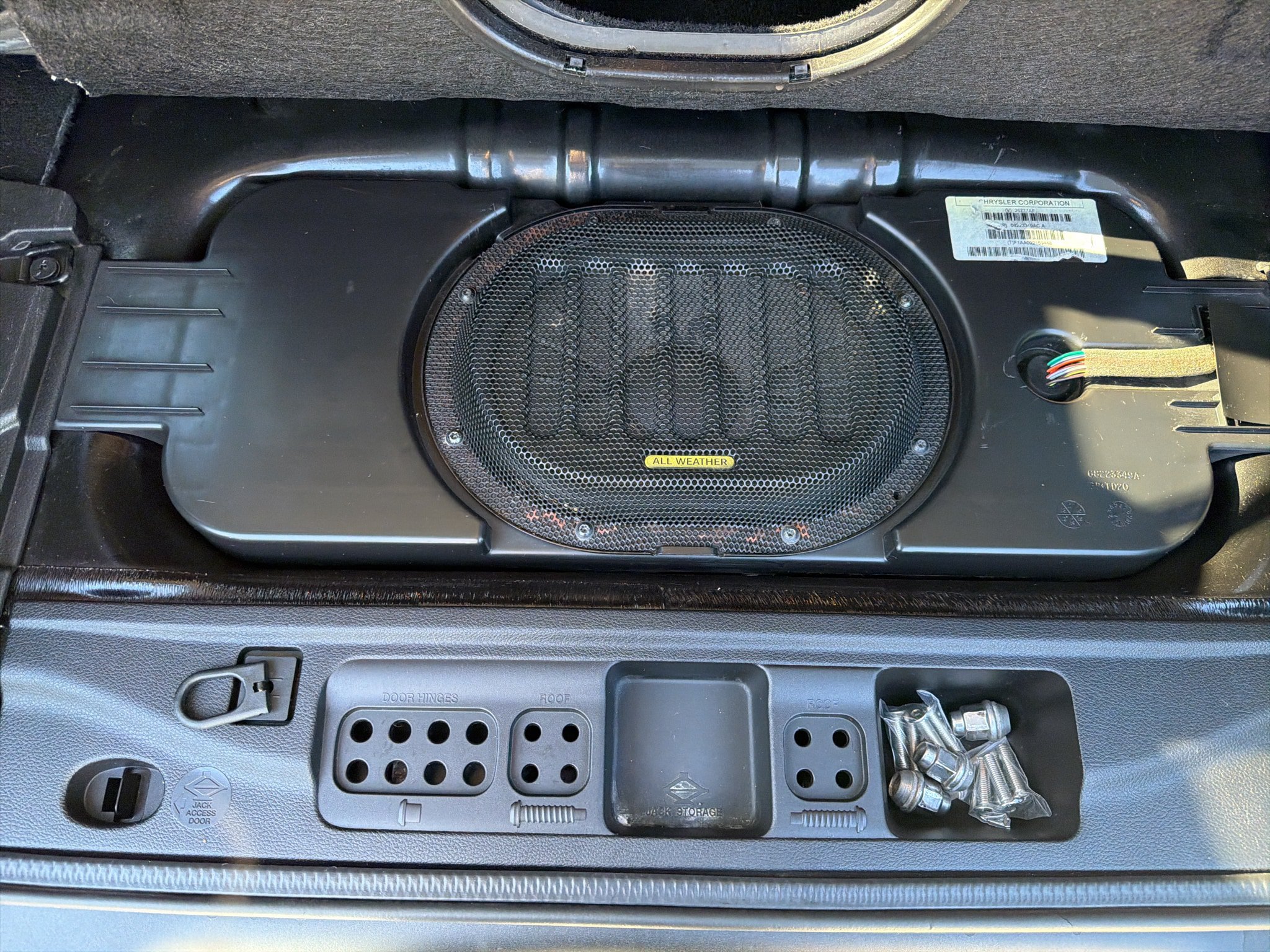 Used 2015 Jeep Wrangler Unlimited Sahara AWD/4WD image 29
