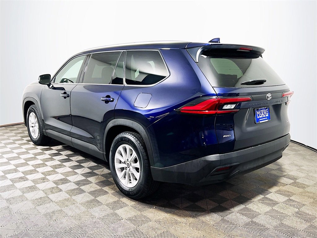 Certified 2024 Toyota Grand Highlander XLE image 6