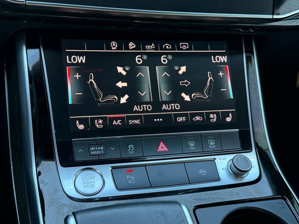 Used 2020 Audi Q8 Premium Plus w/ Premium Plus Package AWD/4WD image 23