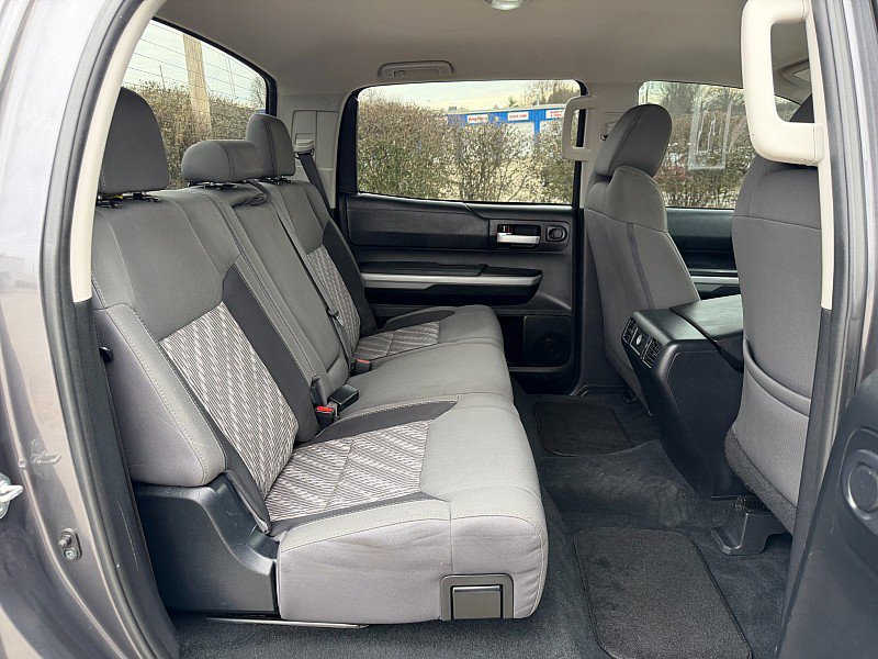 Used 2018 Toyota Tundra SR5 w/ TRD Off Road Package image 30
