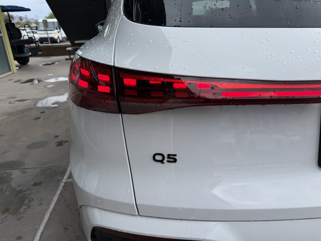 Used 2025 Audi Q5 Premium Plus w/ Premium Plus AWD/4WD image 14
