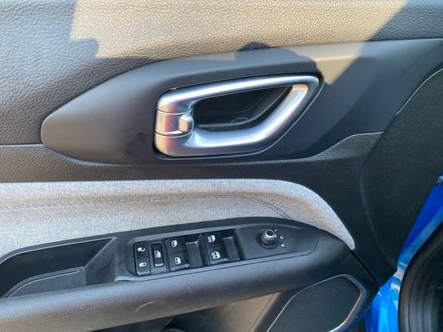 Used 2024 Jeep Compass Latitude AWD/4WD image 17