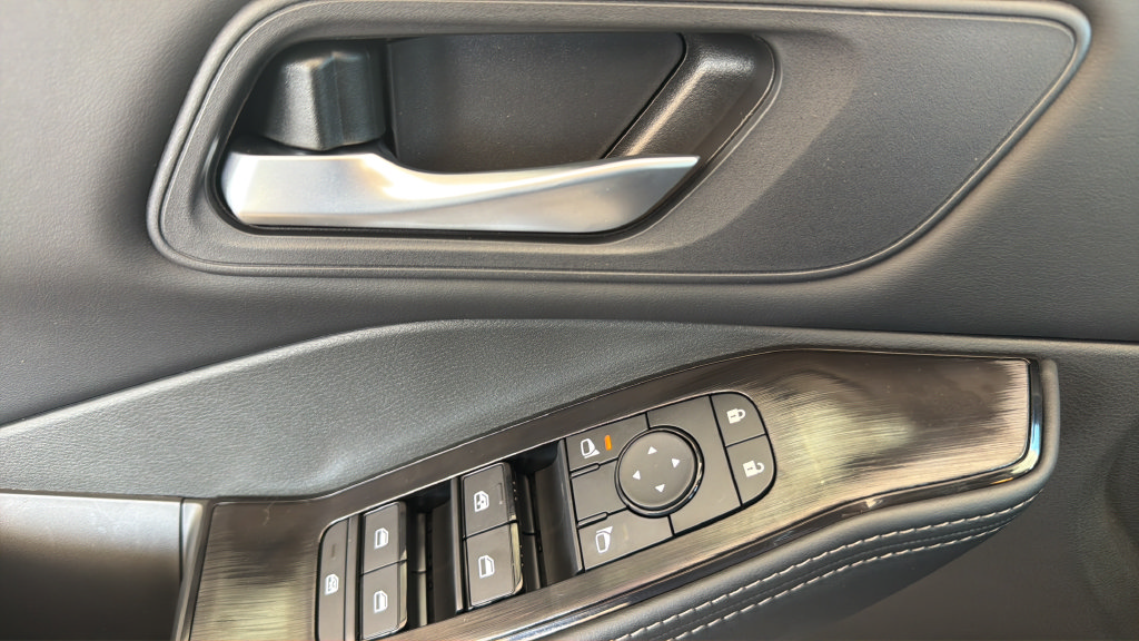 New 2026 Nissan Rogue SV AWD/4WD image 20