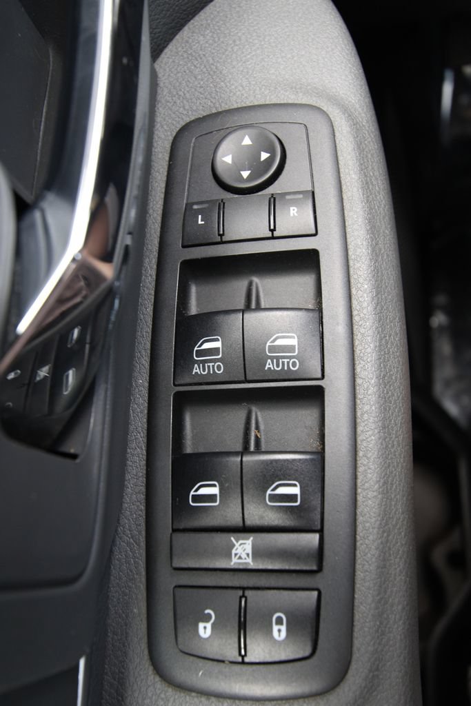 Used 2020 RAM 1500 Classic Warlock RWD image 22