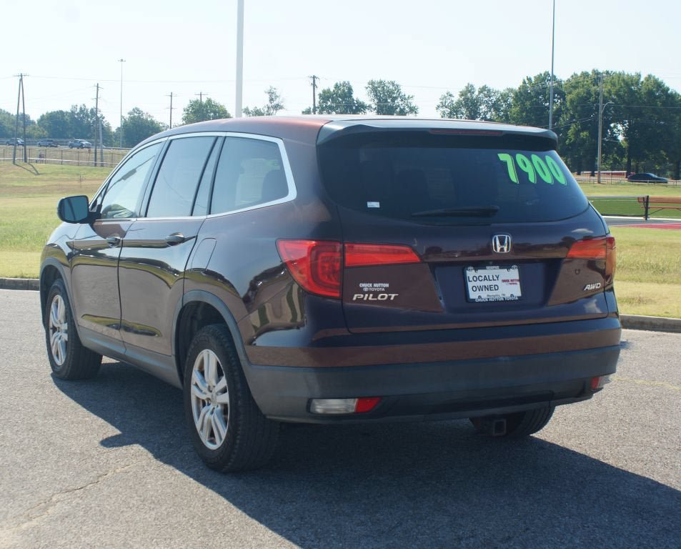 Used 2016 Honda Pilot LX image 12