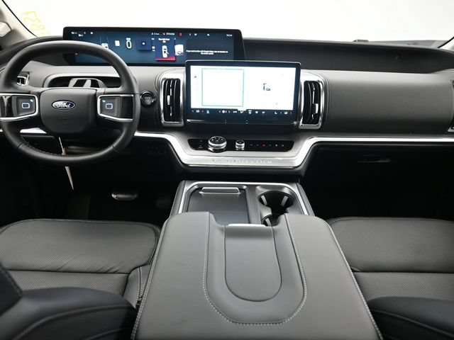 New 2026 Ford Expedition Max Platinum w/ Driver's Package AWD/4WD image 17