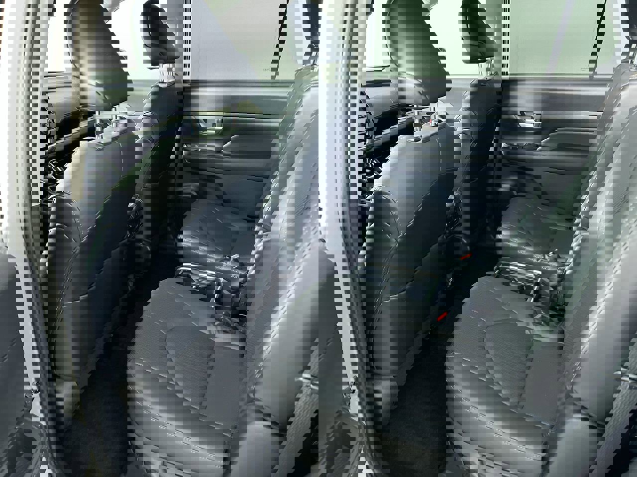 Used 2024 Toyota Grand Highlander Limited image 27