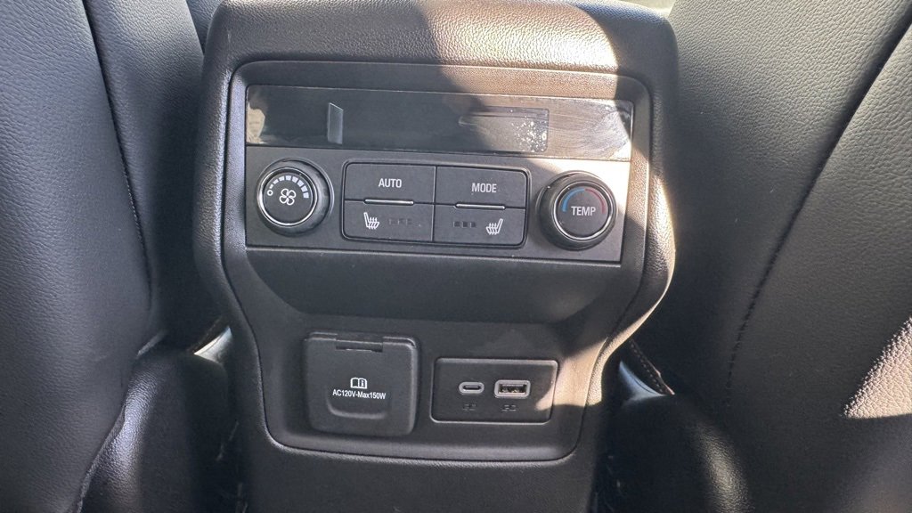 Used 2023 GMC Acadia AT4 w/ Preferred Package image 17