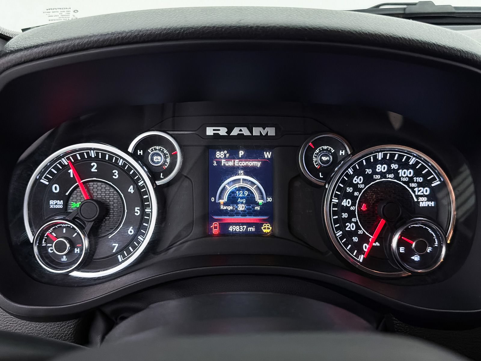 Used 2023 RAM 1500 4x4 Crew Cab image 10