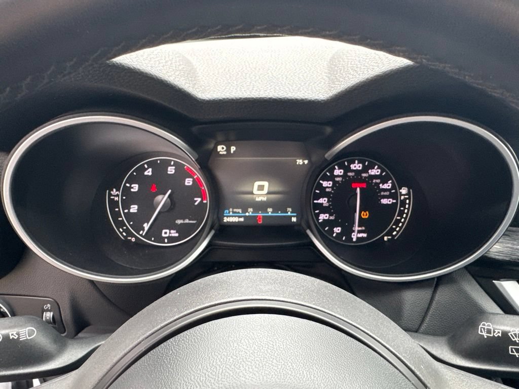 Used 2023 Alfa Romeo Stelvio Sprint AWD/4WD image 41