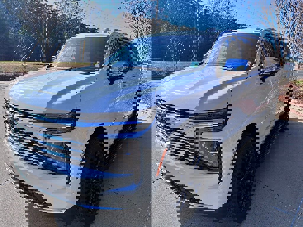 New 2026 Chevrolet Suburban Premier image 12