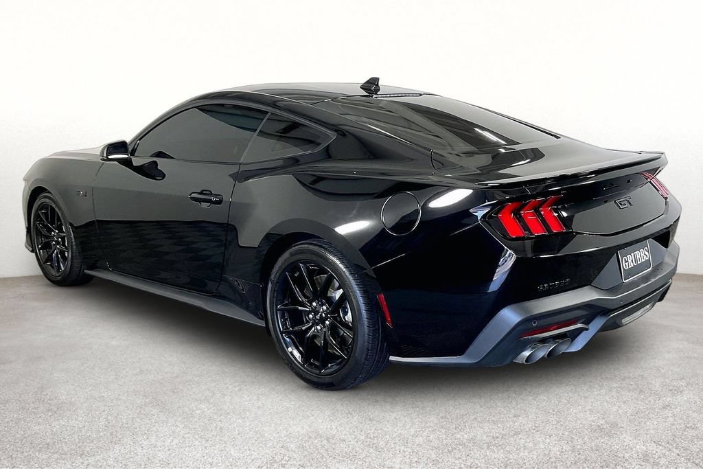 Used 2025 Ford Mustang GT Premium RWD image 14