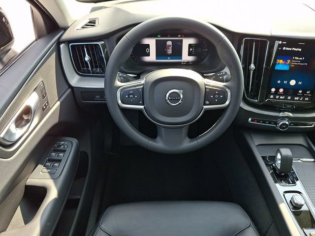 Certified 2024 Volvo XC60 T8 Core w/ Climate Package AWD/4WD image 12