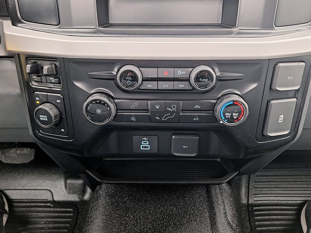 New 2026 Ford F250 XL w/ XL Chrome Package image 12