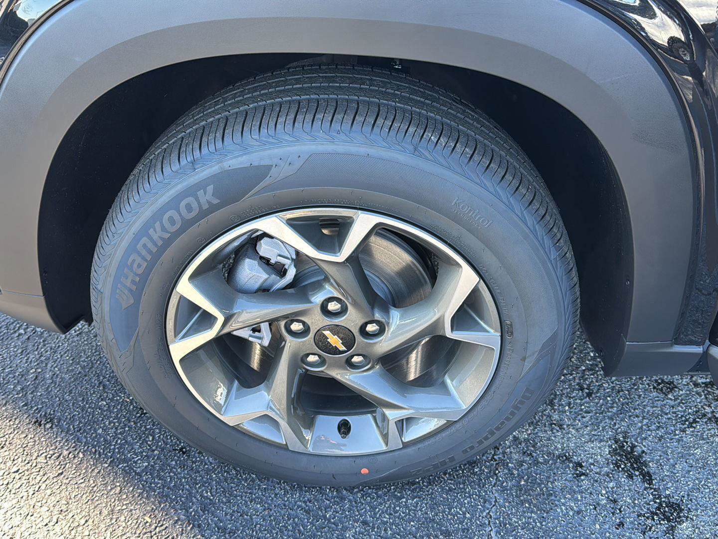 New 2026 Chevrolet Trax LT w/ Driver Confidence Package image 30