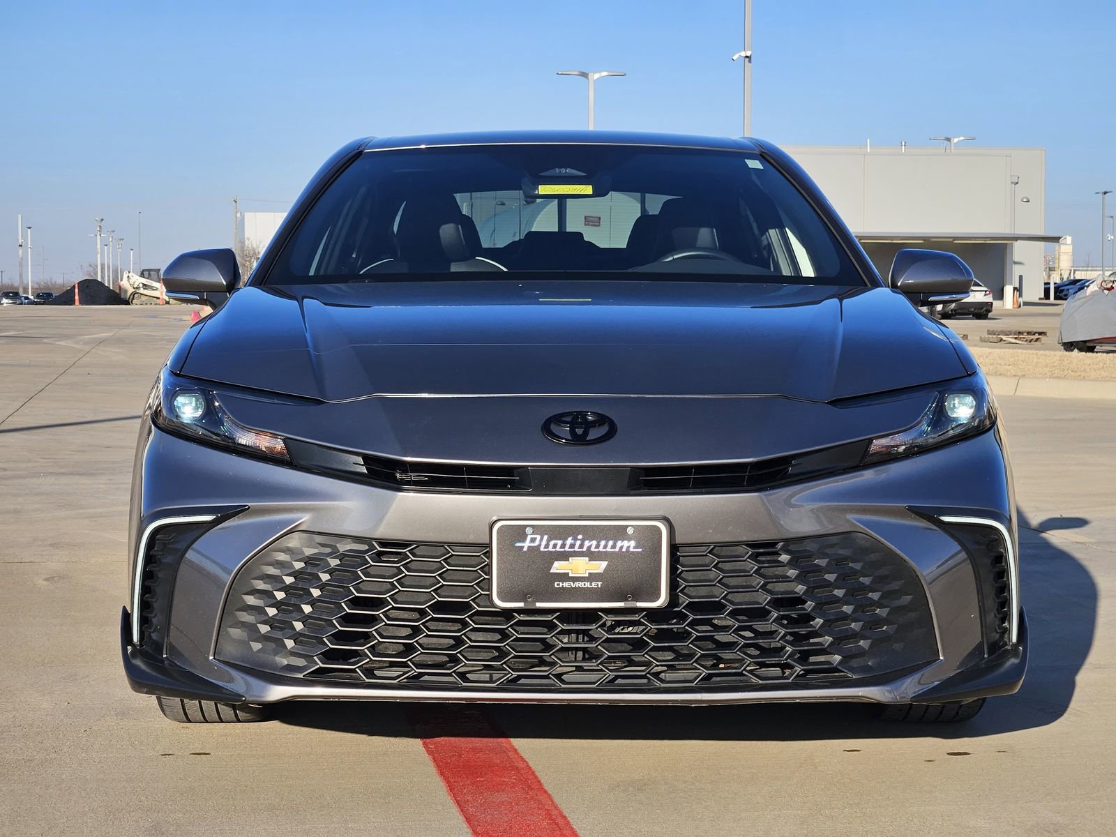 Used 2025 Toyota Camry SE w/ Convenience Package image 7