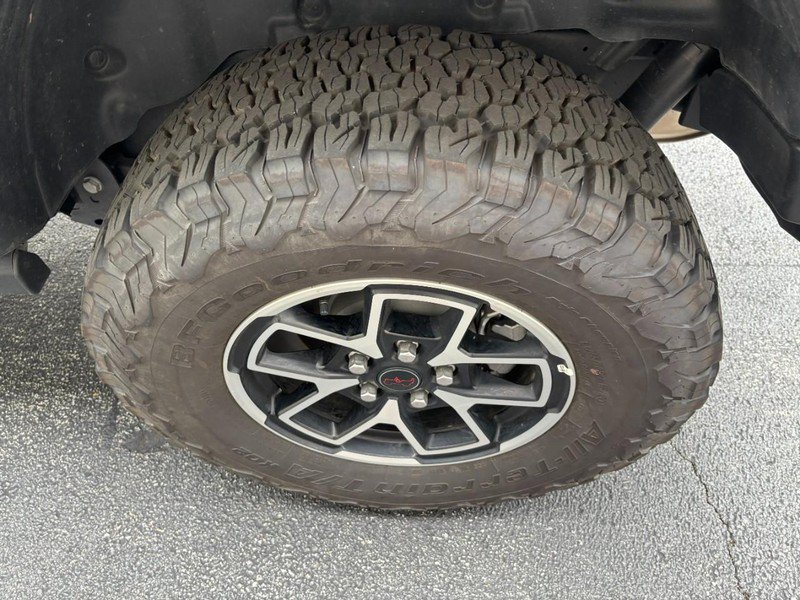 Used 2026 Jeep Wrangler Unlimited Rubicon w/ Technology Group AWD/4WD image 9