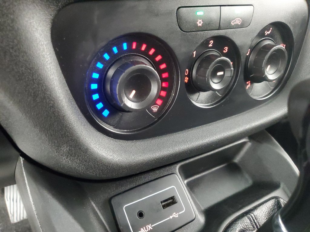 Used 2020 RAM ProMaster City Tradesman FWD image 22