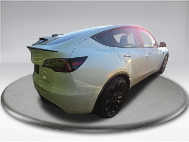 Used 2022 Tesla Model Y Performance AWD/4WD image 5