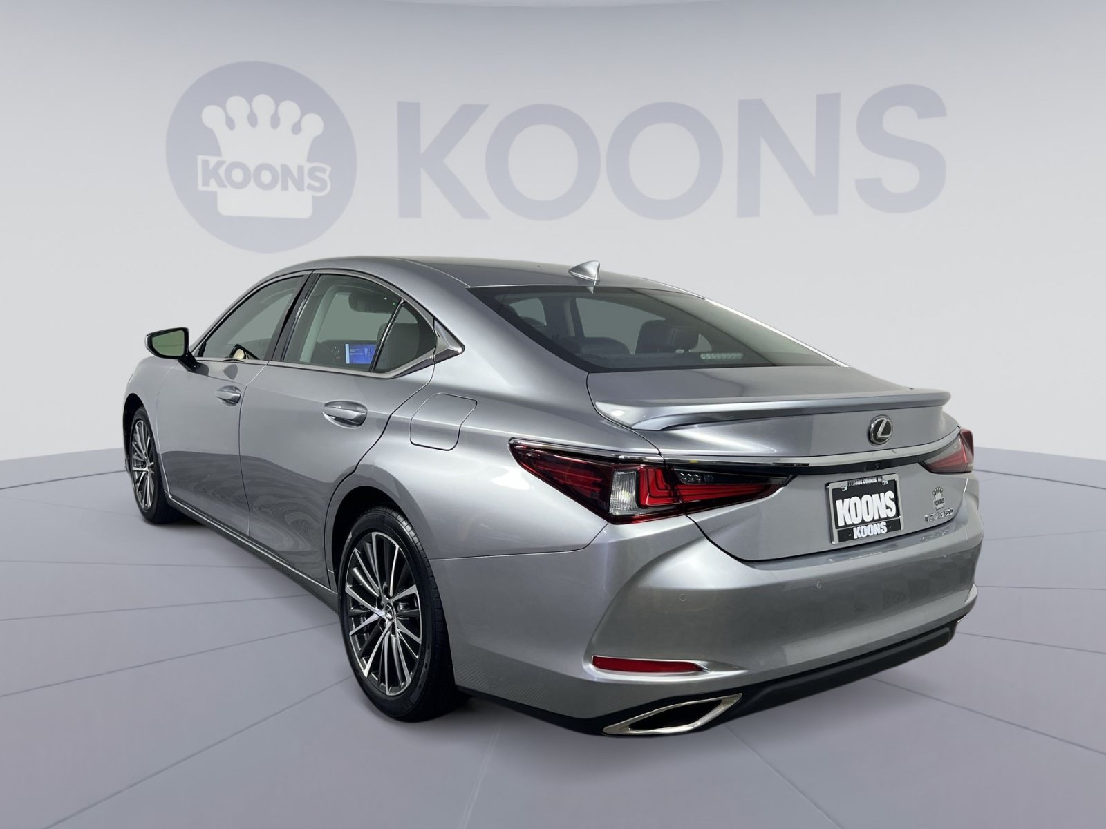 Used 2025 Lexus ES 350 w/ Premium Package FWD image 8