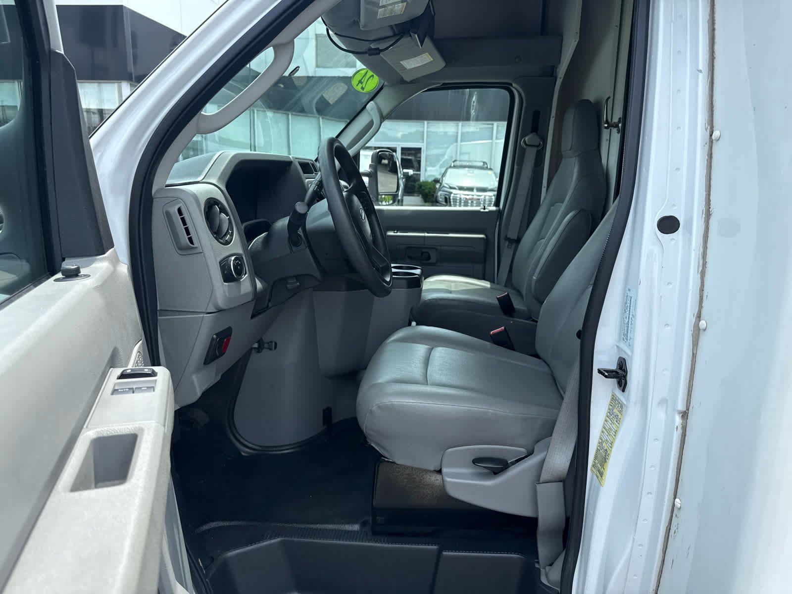 Used 2024 Ford E-350 and Econoline 350 Super Duty w/ Power Windows & Locks Group RWD image 16