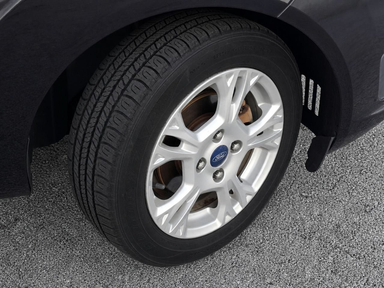 Used 2014 Ford Fiesta SE FWD image 9