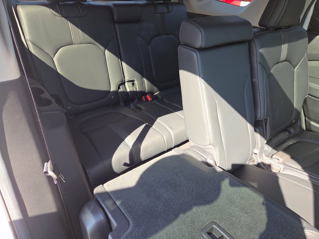 Certified 2025 Honda Pilot Touring image 31