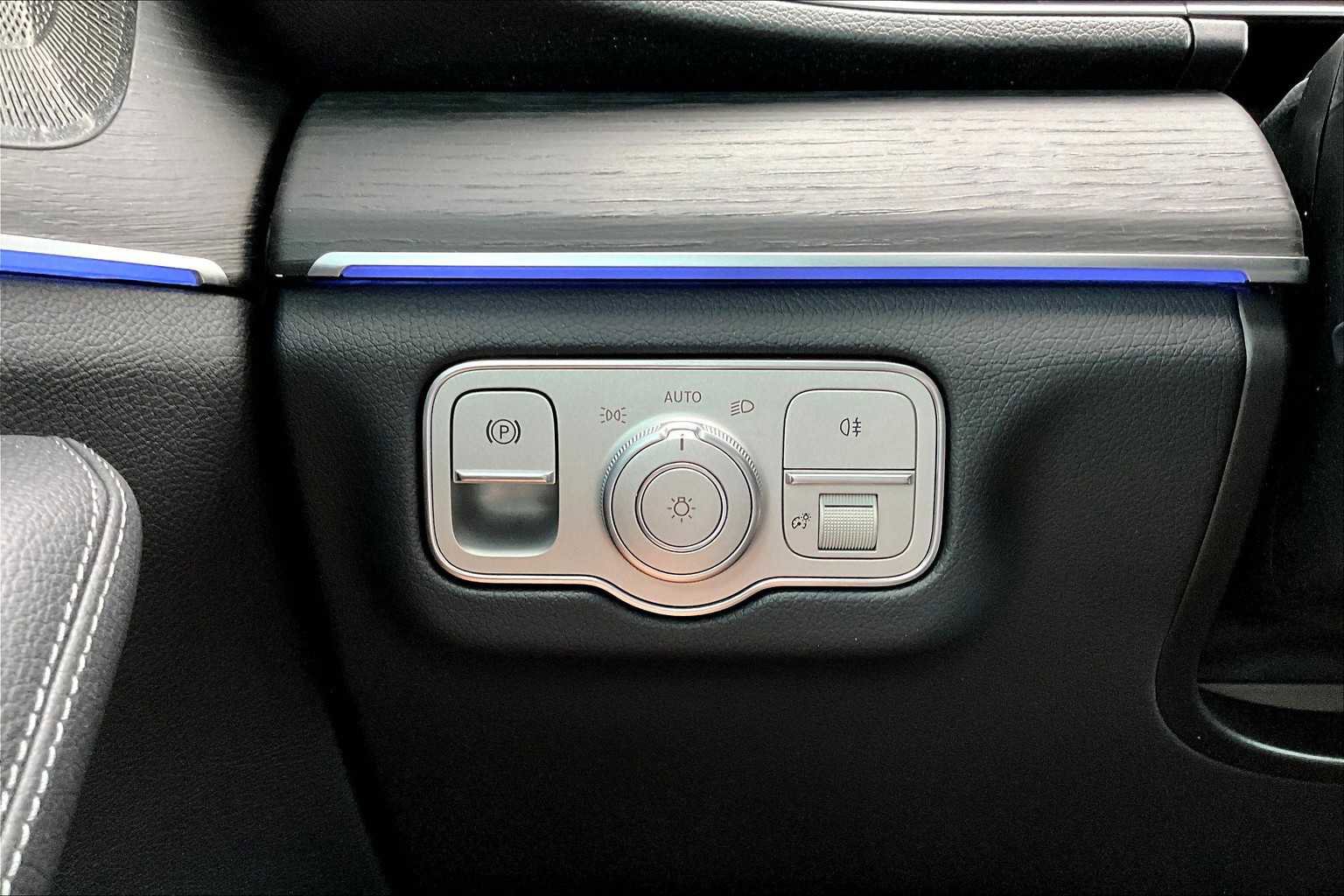 New 2025 Mercedes-Benz GLE 450e GLE 450e image 13