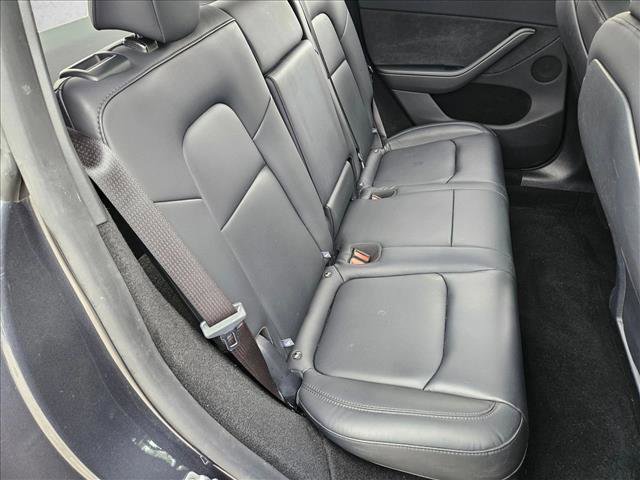 Used 2025 Tesla Model Y Performance AWD/4WD image 19