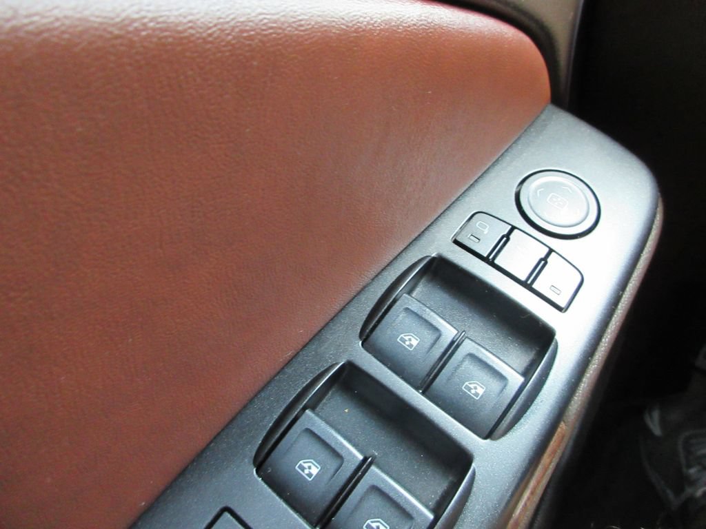 Used 2016 Chevrolet Tahoe LTZ AWD/4WD image 35