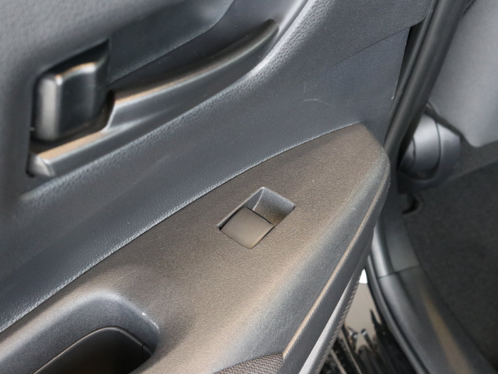 Used 2024 Toyota Corolla LE FWD image 25