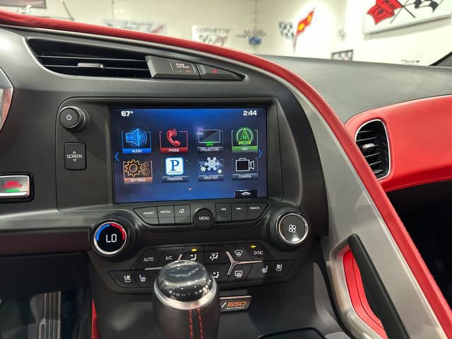 Used 2016 Chevrolet Corvette Z06 w/ 3LZ Preferred Equipment Group RWD image 15